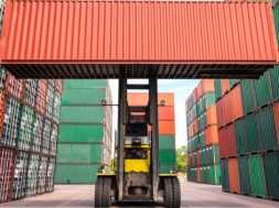 Primul transfer al unui container intermodal prin platforma de blockchain DELIVER