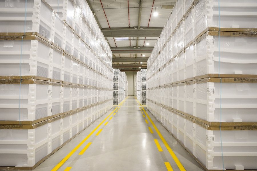 centru distributie interior