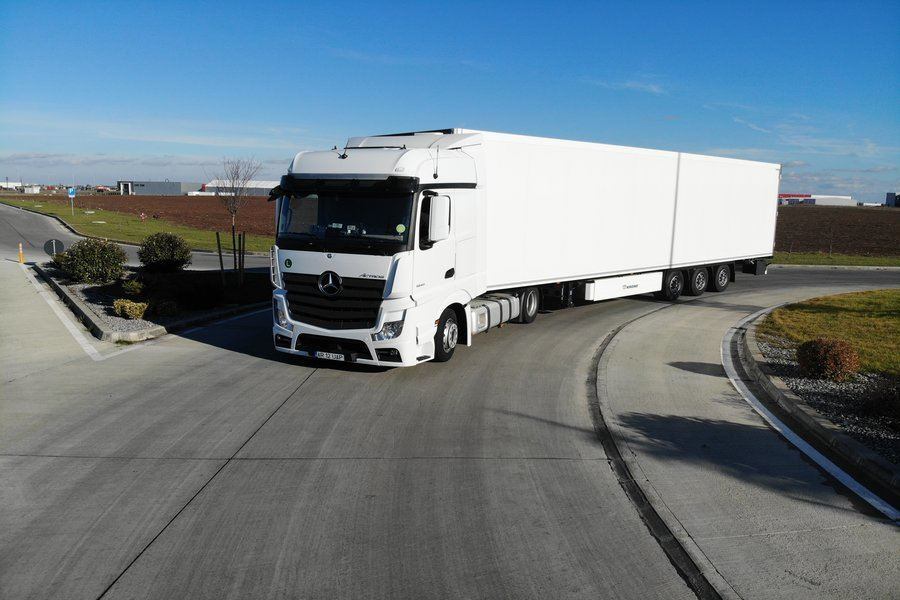 Tranzacție între doi mari jucători de pe piața de transport: International Alexander achiziționează Vio Transgrup