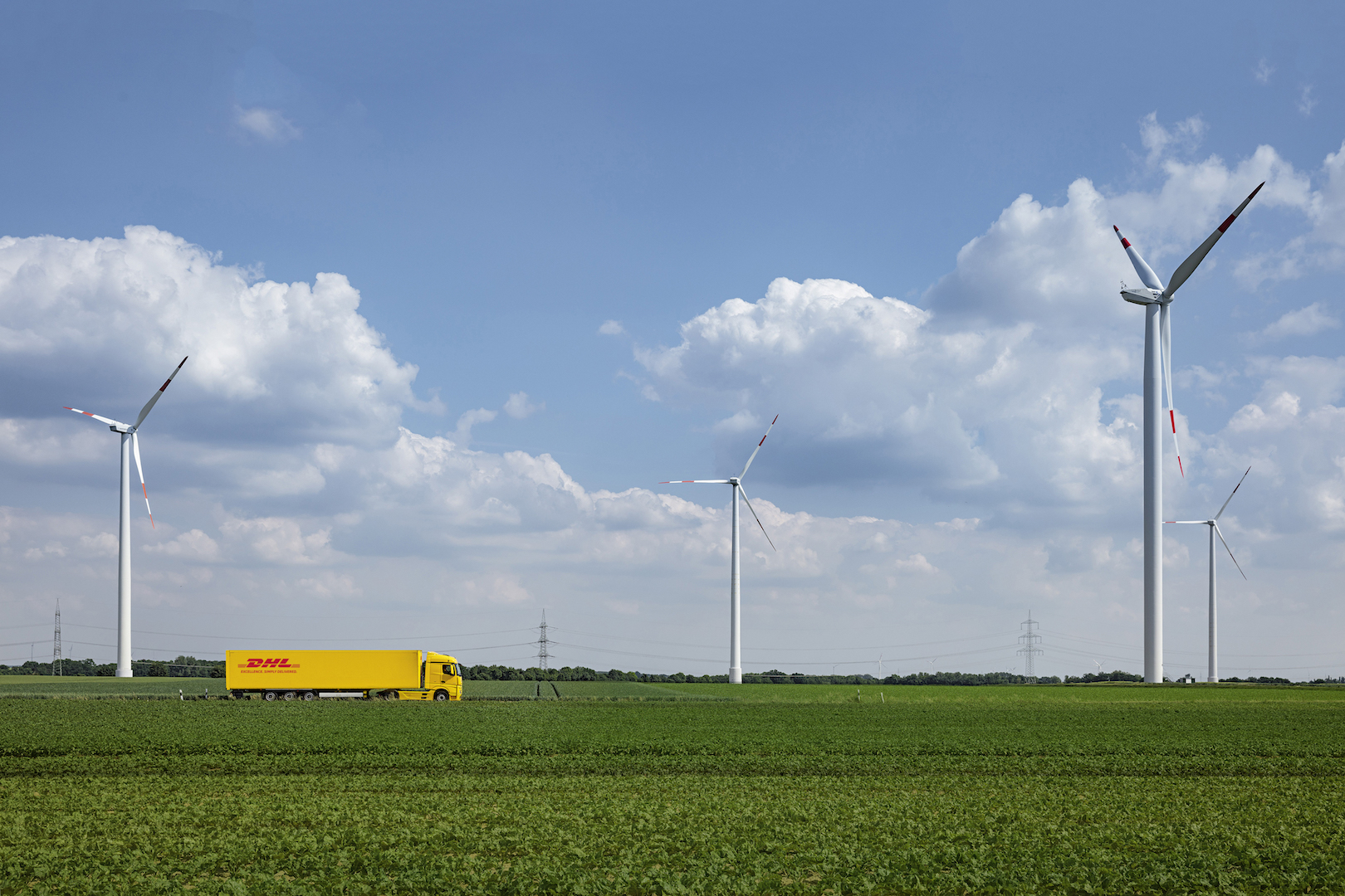 DHL Freight creează primul serviciu LTL premium sustenabil