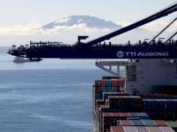 CMA CGM cumpara actiuni in cadrul TT Algeciras de la HMM