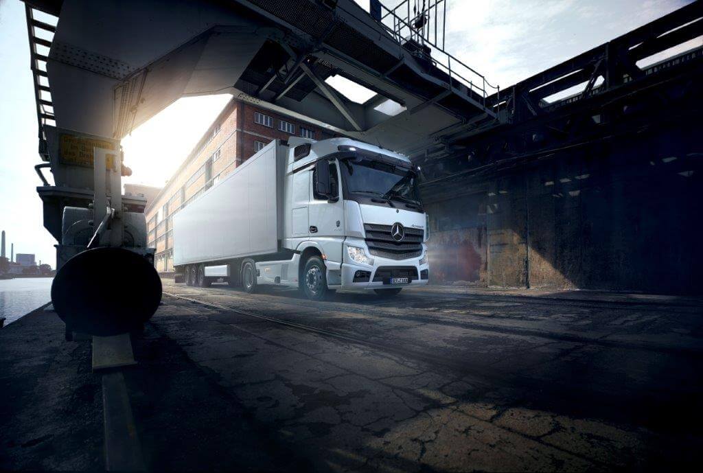 S-a dat startul vânzărilor pentru noile modele de camioane Actros F și Edition 2