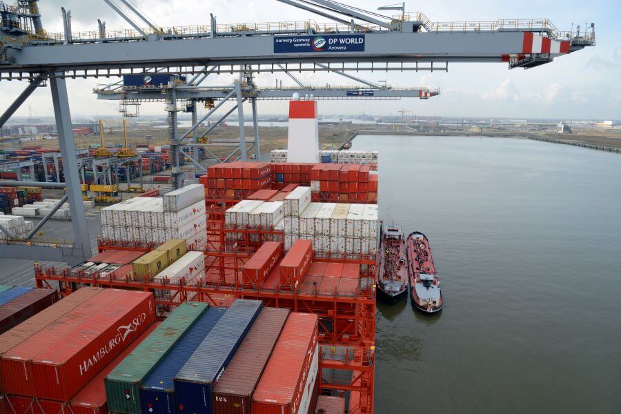 Volume record pentru transportul maritim containerizat în primele opt luni ale anului