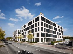 DKV Mobility a finalizat achizitia Smart Diesel Group in Romania