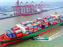 Operatiunile in portul chinez Ningbo se deruleaza normal, dupa ce in Beilun au fost introduse restrictii la inceputul anului 2022