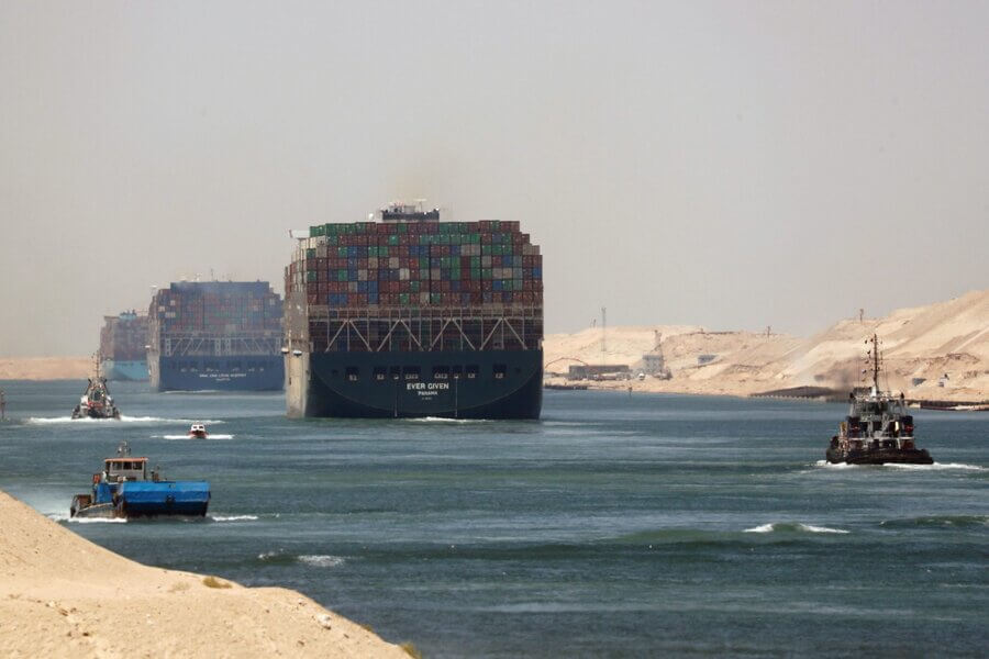 Care sunt tarifele pentru tranzitarea Canalului Suez de la 1 martie 2022?