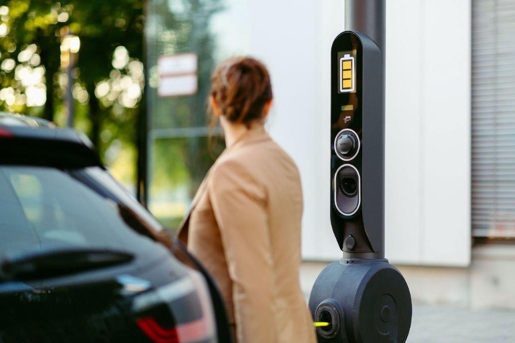 E-mobilitate: DKV Mobility cooperează cu Qwello