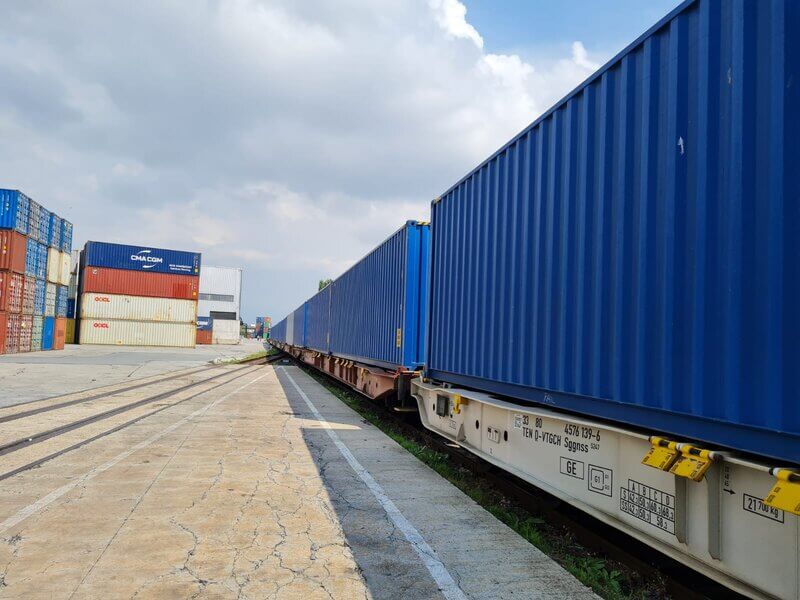 Transportul feroviar de marfă în România, creştere semnificativă în 2021