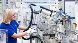 Cererea de roboți în fabrici s-a dublat în 10 ani, arată un nou raport IFR
