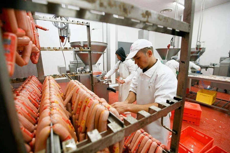 Producătorul de mezeluri Meda, investiţii de 30 de milioane de lei în tehnologie