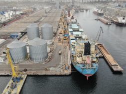 Umex derulează investitii intr-un temrinal de cereale si de lichide in portul Constanta