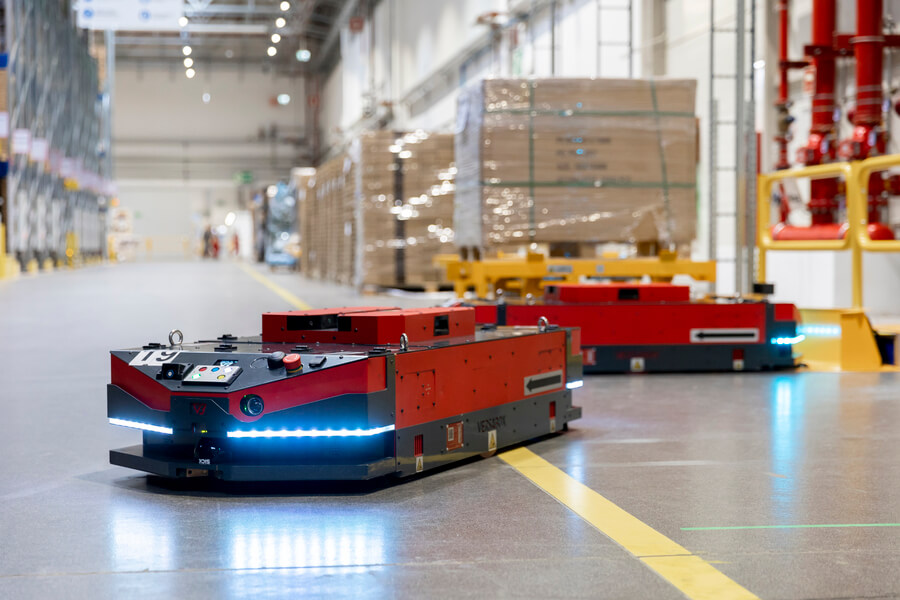 VERSABOX: instrumente complexe pentru fabrici inteligente