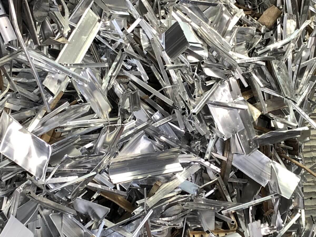 Taxele vamale impuse de SUA afectează grav industria aluminiului din Europa