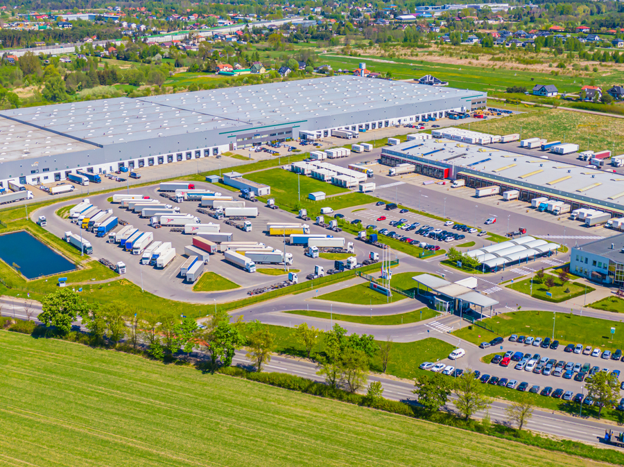 Raport Cushman & Wakefield: Peste 60% din spațiile logistice din România, concentrate lângă București