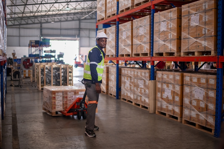 Piaţa muncii în 2025: stabilizare și adaptare în logistică și producţie
