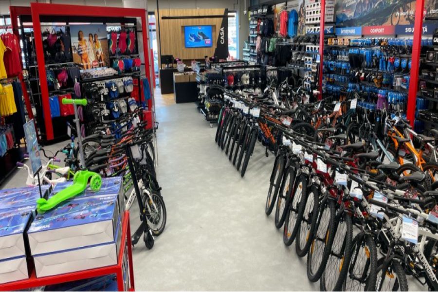 Frasers Group preia Hervis România și Ungaria